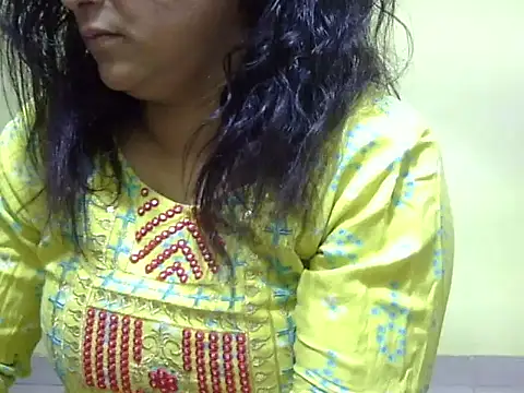 Your cutiepie  online show from 10-29-25, 08:49