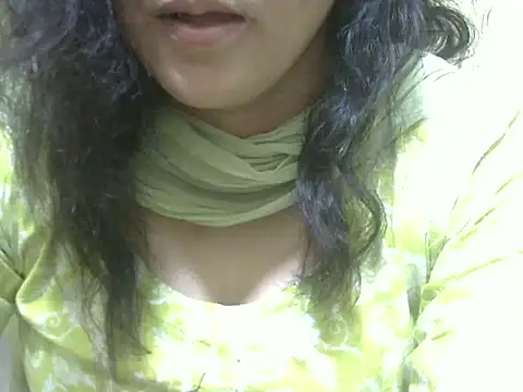 Your cutiepie  online show from 03-01-26, 06:21