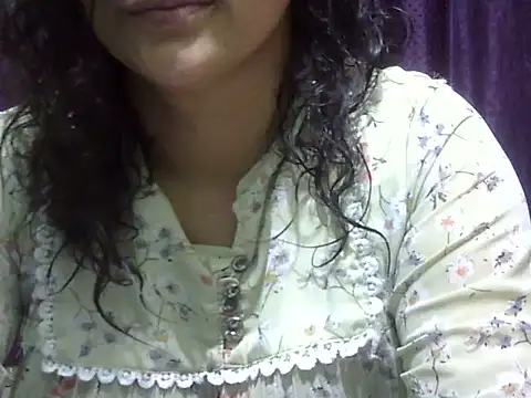 Snapshot of Your_cutiepie_ chatting on 06-01-26, 07:48 Your cutiepie online show from 06-01-26, 07:48
