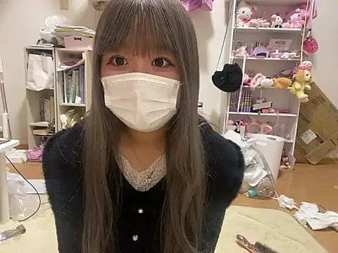 Snapshot of babu_tan_tan chatting on 11-15-25, 02:02 babu tan tan online show from 11-15-25, 02:02