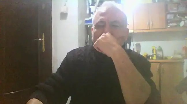 Snapshot of murat7888 chatting on 02-21-25, 11:11 murat7888 online show from 02-21-25, 11:11