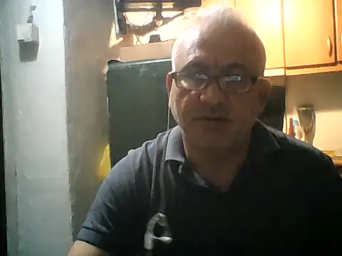 Snapshot of murat7888 chatting on 05-08-26, 06:52 murat7888 online show from 05-08-26, 06:52