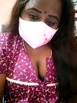 Snapshot of dolly_telugu01 chatting on 03-09-25, 07:26 dolly telugu01 online show from 03-09-25, 07:26