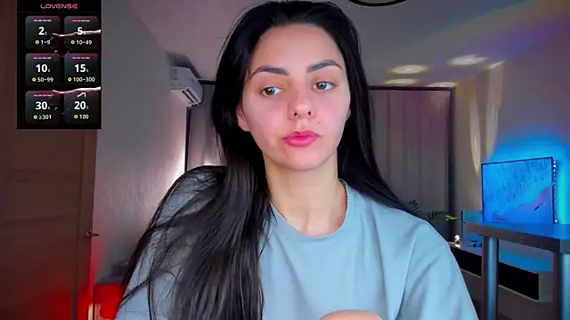 Snapshot of EmiliaZen chatting on 04-22-26, 06:42 EmiliaZen online show from 04-22-26, 06:42