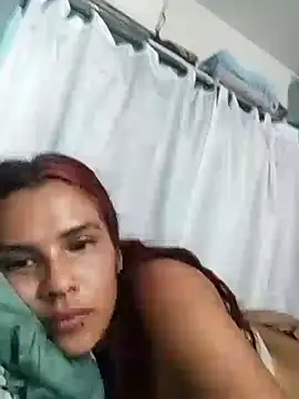 Snapshot of luminosa20 chatting on 02-26-26, 07:35 luminosa20 online show from 02-26-26, 07:35