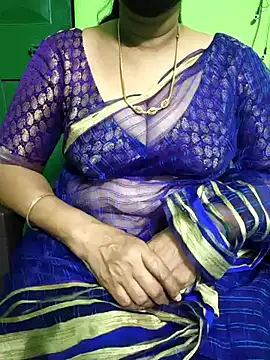 Snapshot of niiveditha chatting on 03-15-25, 10:55 niiveditha online show from 03-15-25, 10:55