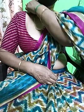 Snapshot of niiveditha chatting on 03-16-25, 10:33 niiveditha online show from 03-16-25, 10:33