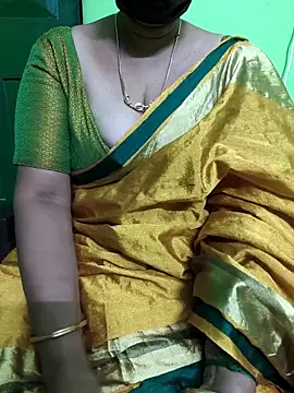 Snapshot of niiveditha chatting on 03-21-25, 02:18 niiveditha online show from 03-21-25, 02:18