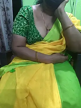 niiveditha online show from 12-04-25, 03:10