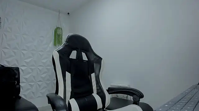 Snapshot of blackdirty420 chatting on 01-06-26, 07:50 blackdirty420 online show from 01-06-26, 07:50