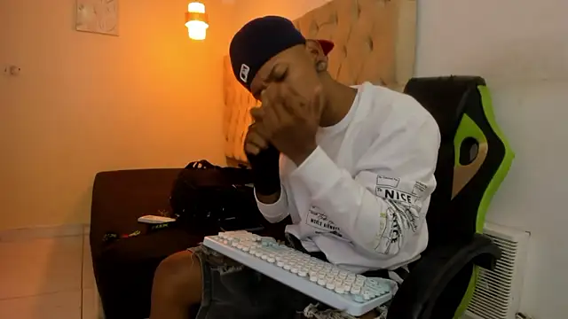 Snapshot of blackdirty420 chatting on 03-01-26, 01:46 blackdirty420 online show from 03-01-26, 01:46