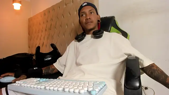 Snapshot of blackdirty420 chatting on 03-09-26, 05:06 blackdirty420 online show from 03-09-26, 05:06