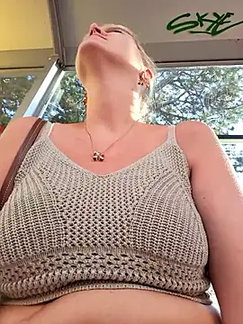 Sexybiene969 online show from 09-08-25, 02:38