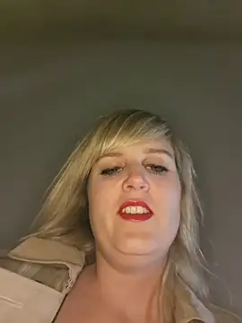 Sexybiene969 online show from 11-05-25, 05:46