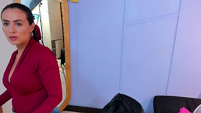 scarlet edwars online show from 03-15-25, 01:19