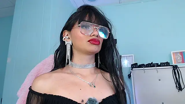 Snapshot of Emerald_gh chatting on 05-28-26, 01:58 Emerald gh online show from 05-28-26, 01:58