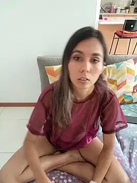 Alicee10 online show from 10-07-25, 05:32