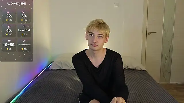 Julian wins online show from 04-23-26, 09:28