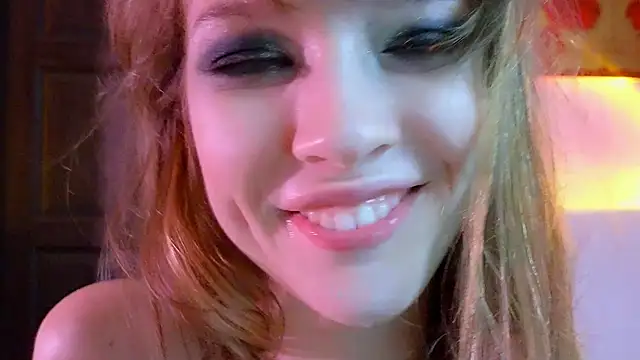 Snapshot of DemiDee chatting on 12-13-24, 06:59 DemiDee online show from 12-13-24, 06:59