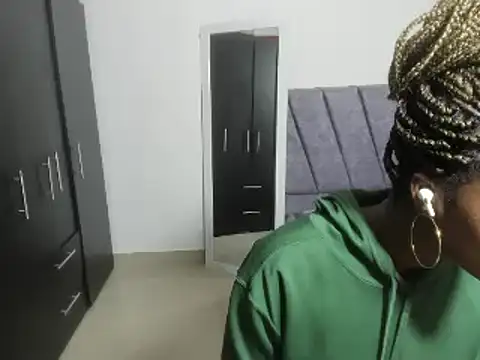 Snapshot of enyelsalas2 chatting on 10-02-25, 12:17 enyelsalas2 online show from 10-02-25, 12:17