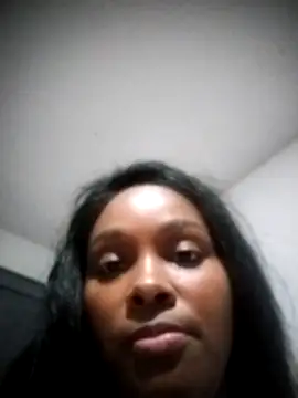 Snapshot of moree_Queen chatting on 03-21-25, 12:40 moree Queen online show from 03-21-25, 12:40