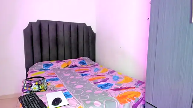 Snapshot of moree_Queen chatting on 12-03-25, 07:45 moree Queen online show from 12-03-25, 07:45