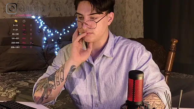 dark-willoww online show from 02-22-25, 08:53