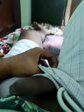 Snapshot of Tamil_small_cock chatting on 03-21-25, 05:11 Tamil small cock online show from 03-21-25, 05:11