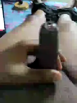 Snapshot of Tamil_small_cock chatting on 10-19-25, 06:25 Tamil small cock online show from 10-19-25, 06:25