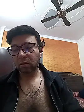 Snapshot of innocentboy1987 chatting on 02-13-25, 11:06 innocentboy1987 online show from 02-13-25, 11:06