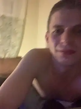 Snapshot of SexmachoThumb chatting on 01-09-26, 03:59 SexmachoThumb online show from 01-09-26, 03:59