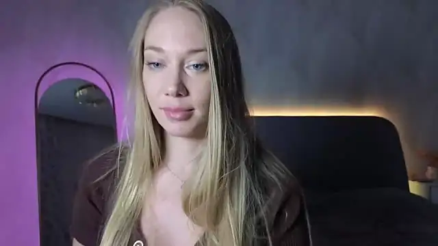 Snapshot of Engel_13 chatting on 09-22-25, 05:59 Engel 13 online show from 09-22-25, 05:59