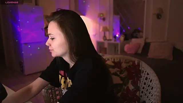 alexa feels  online show from 03-21-25, 04:51