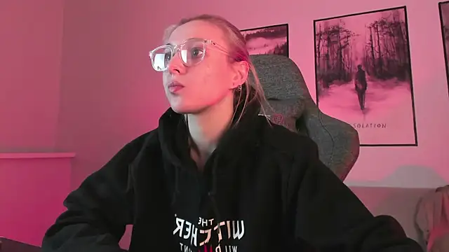 Snapshot of PhilippaAdamas chatting on 03-02-25, 08:48 PhilippaAdamas online show from 03-02-25, 08:48