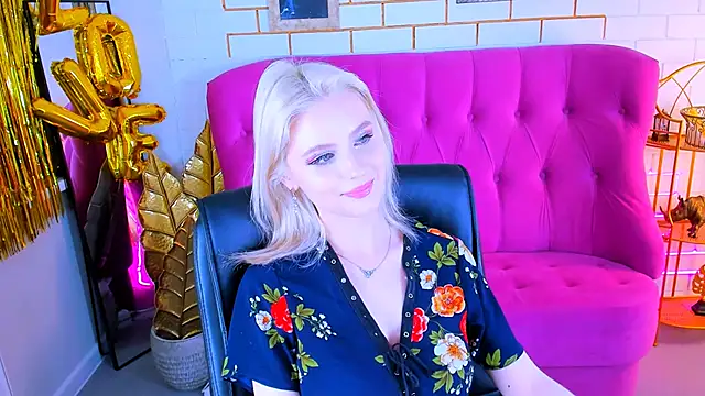 Snapshot of LeonaStane chatting on 03-14-25, 11:11 LeonaStane online show from 03-14-25, 11:11