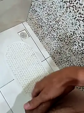 garoto-pirocudo online show from 03-09-25, 12:31