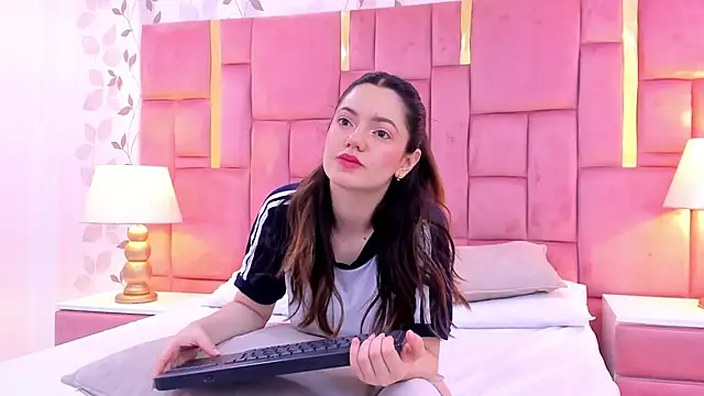 ArianaFranco online show from 11-01-25, 01:46