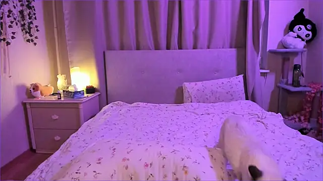 Snapshot of MiaRanki chatting on 12-03-25, 01:24 MiaRanki online show from 12-03-25, 01:24