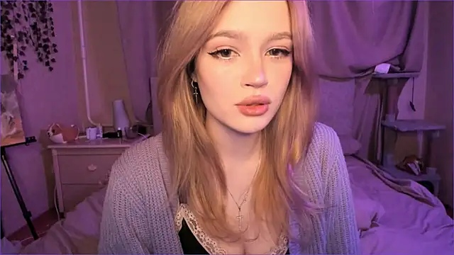 Snapshot of MiaRanki chatting on 02-07-26, 08:34 MiaRanki online show from 02-07-26, 08:34