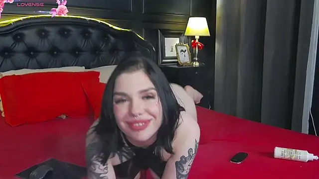 MaeveMoon online show from 03-08-25, 12:44