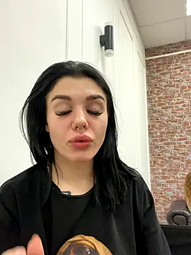 MaeveMoon online show from 09-15-25, 04:23