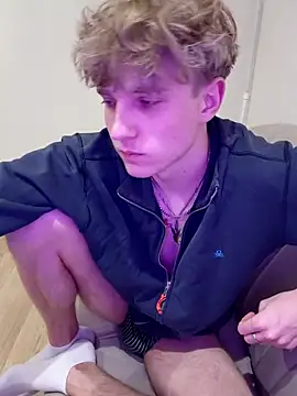 Snapshot of And25bn chatting on 02-19-26, 12:50 And25bn online show from 02-19-26, 12:50