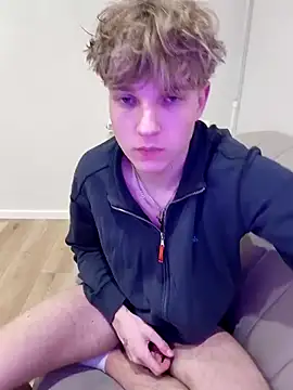 Snapshot of And25bn chatting on 02-19-26, 05:42 And25bn online show from 02-19-26, 05:42