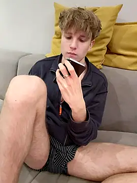 Snapshot of And25bn chatting on 02-20-26, 05:24 And25bn online show from 02-20-26, 05:24