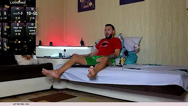 JamieNoxus online show from 10-21-25, 05:52