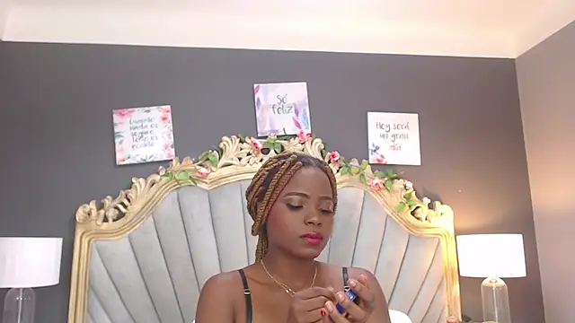 LindaBird online show from 02-18-25, 11:30