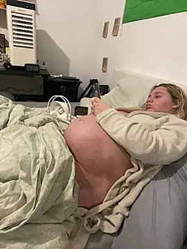 Snapshot of Princessemisse chatting on 02-17-26, 05:08 Princessemisse online show from 02-17-26, 05:08