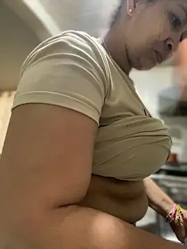 Carola-Ross online show from 03-19-26, 05:17