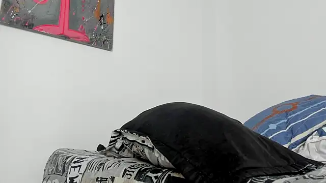 Snapshot of hugosan12 chatting on 01-10-26, 08:43 hugosan12 online show from 01-10-26, 08:43