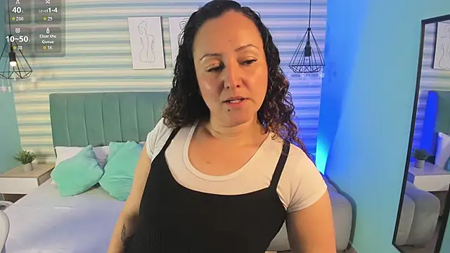 Snapshot of abby_apple chatting on 01-19-26, 01:04 abby apple online show from 01-19-26, 01:04